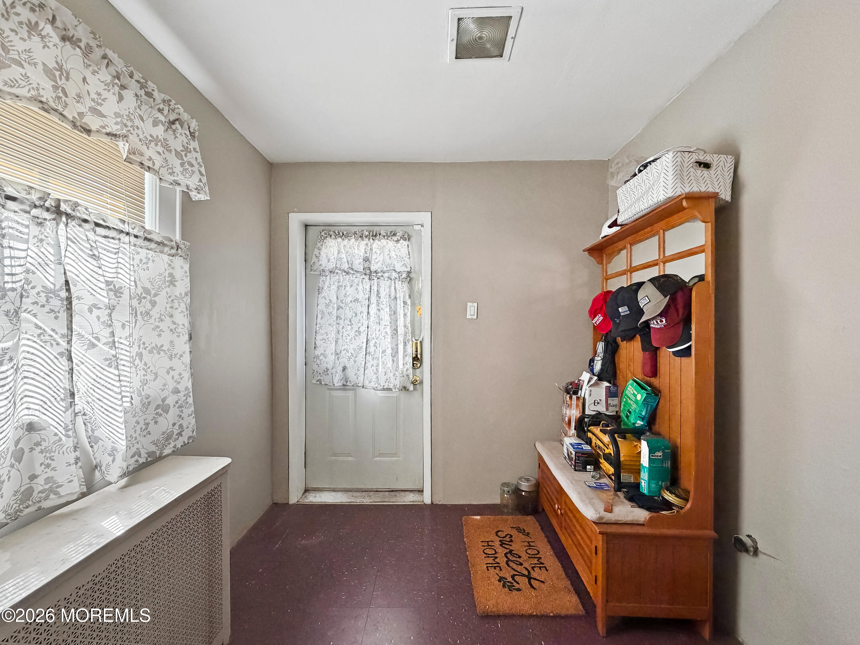 733 Schuyler Avenue Lyndhurst NJ 07071