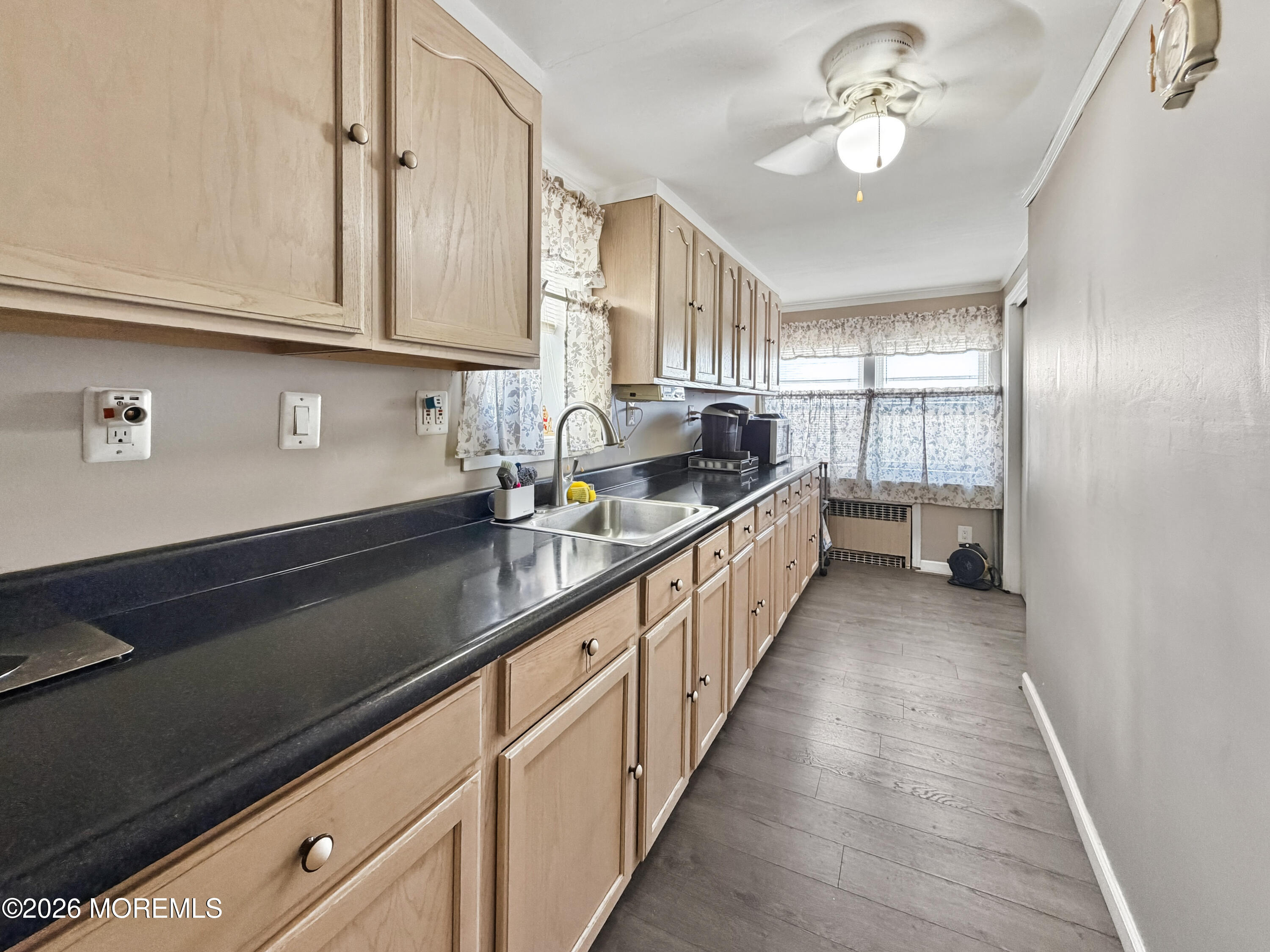 733 Schuyler Avenue Lyndhurst NJ 07071