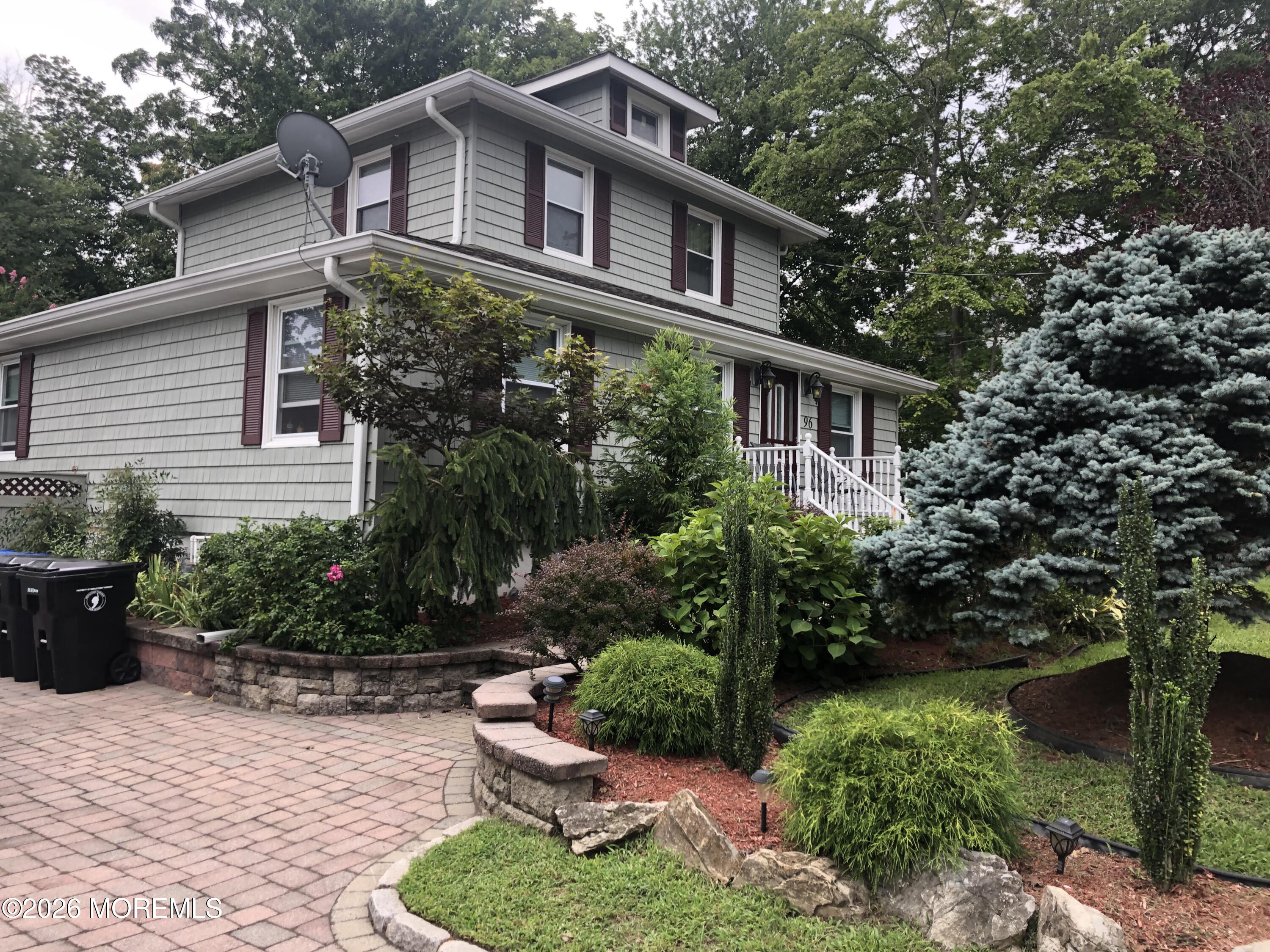 96 Compton Street Belford NJ 07718