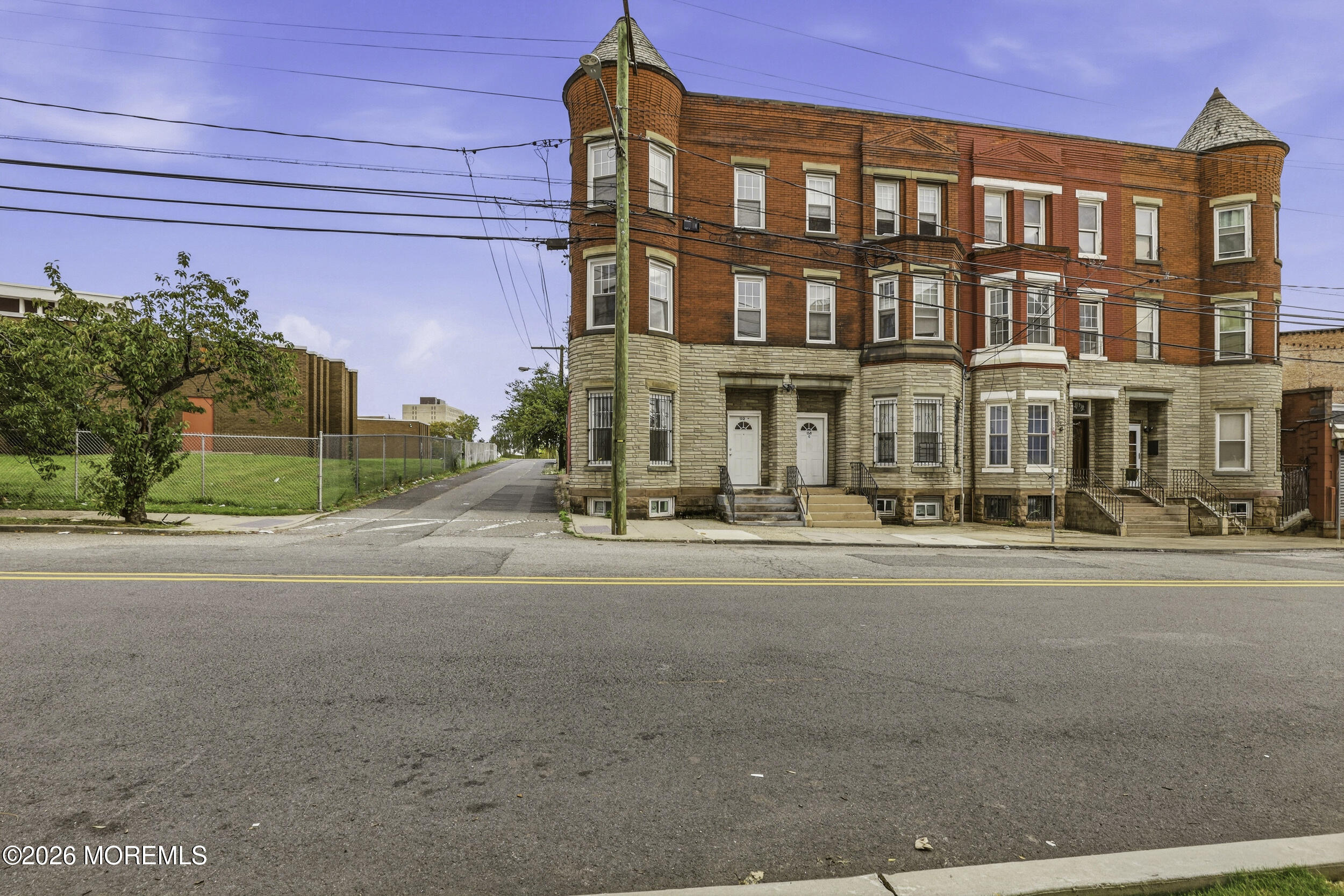 132 Court Street Newark NJ 07103