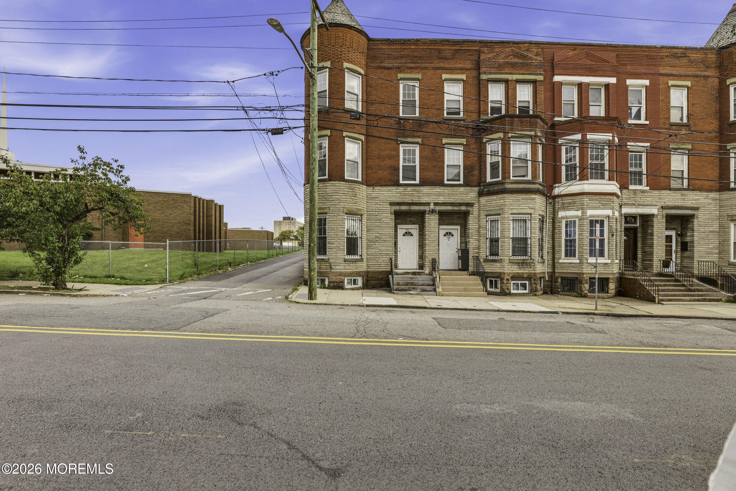 132 Court Street Newark NJ 07103