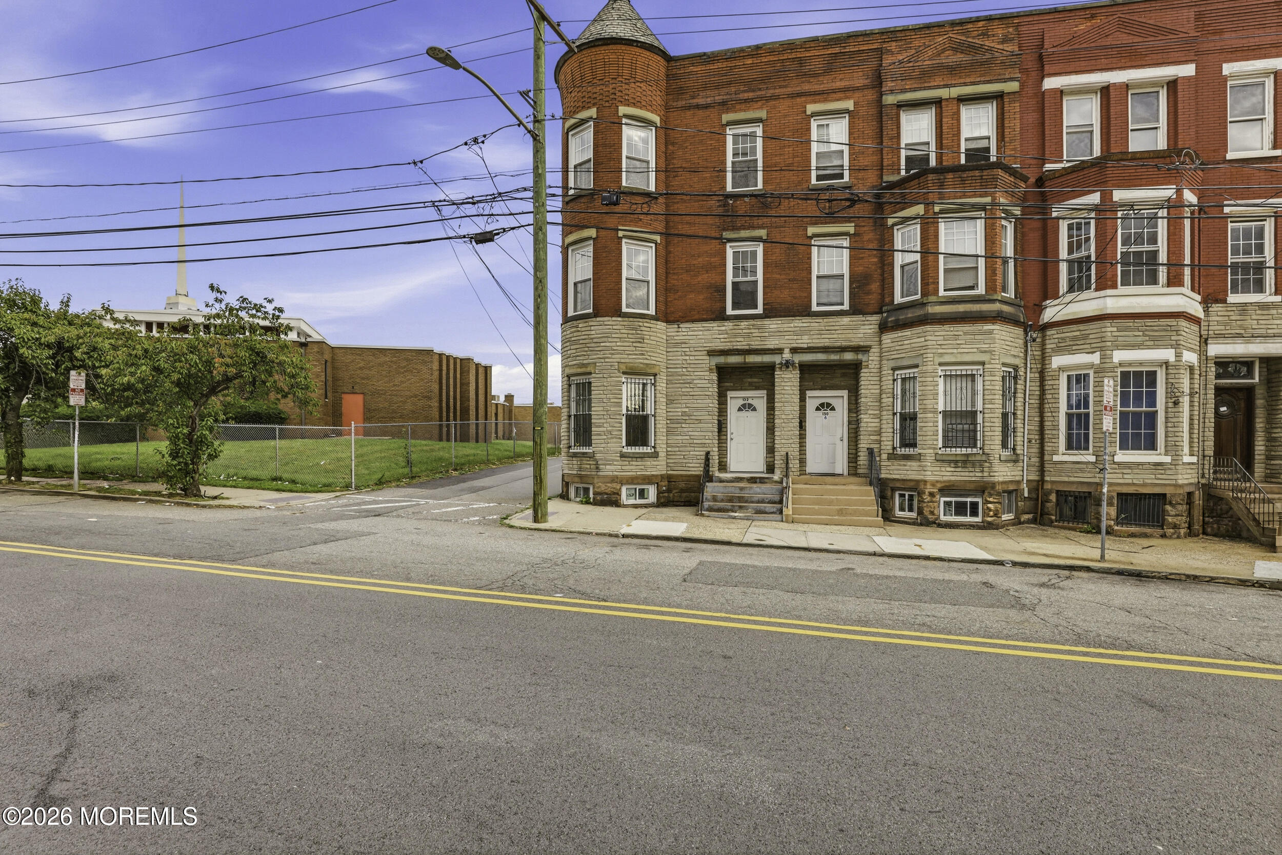132 Court Street Newark NJ 07103