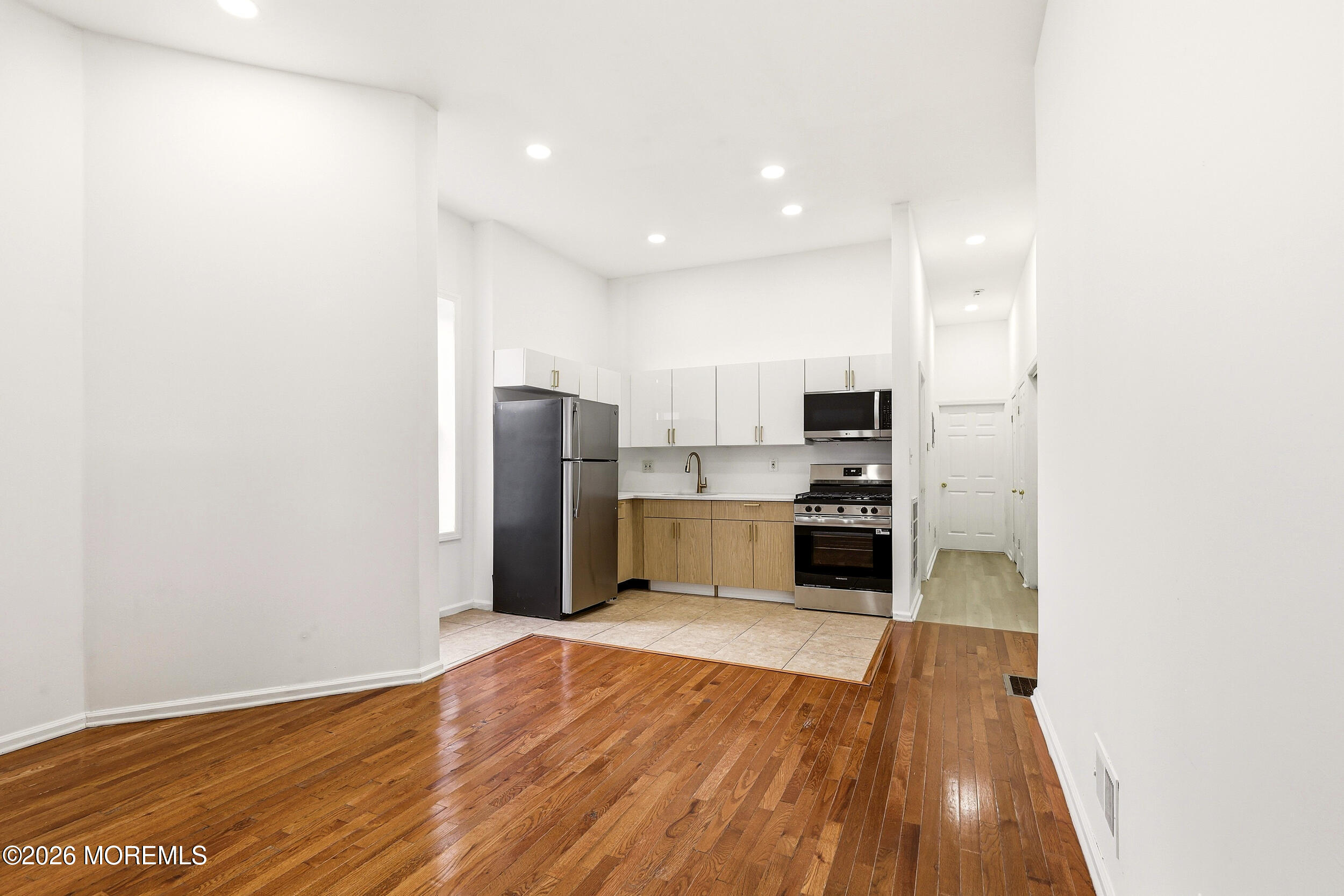 132 Court Street Newark NJ 07103