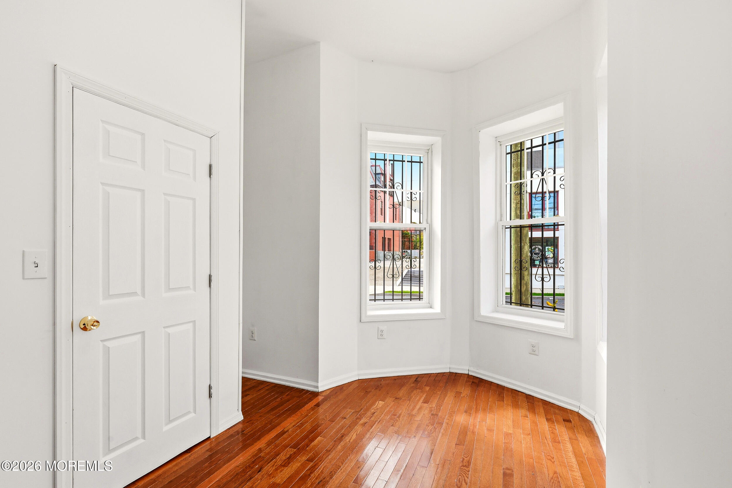 132 Court Street Newark NJ 07103
