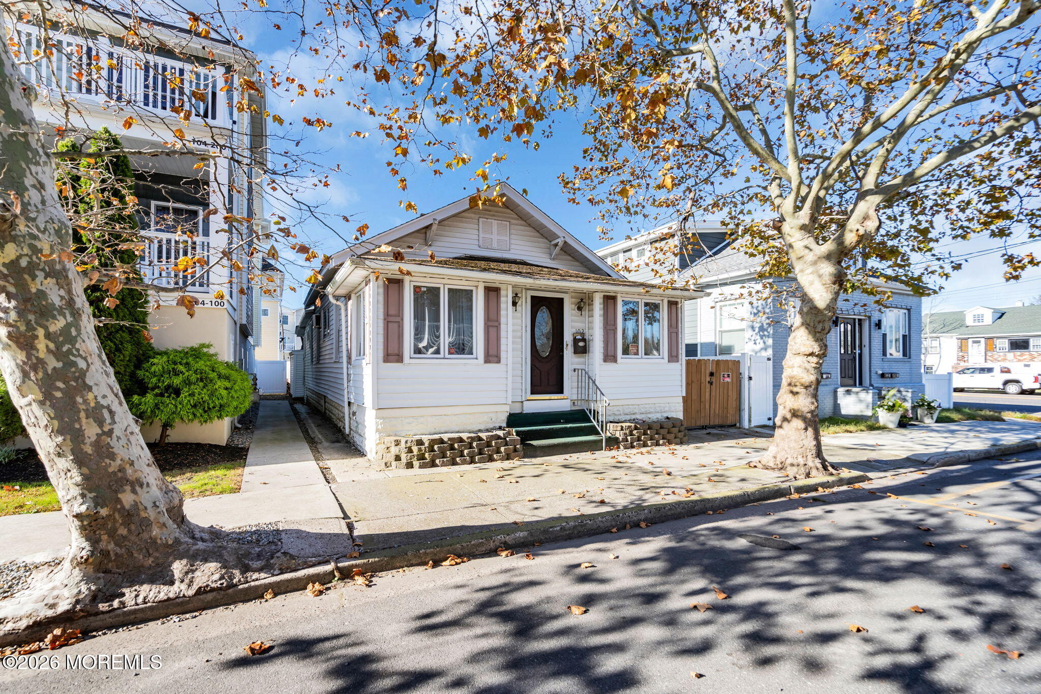 102 E Poplar Avenue Wildwood NJ 08260