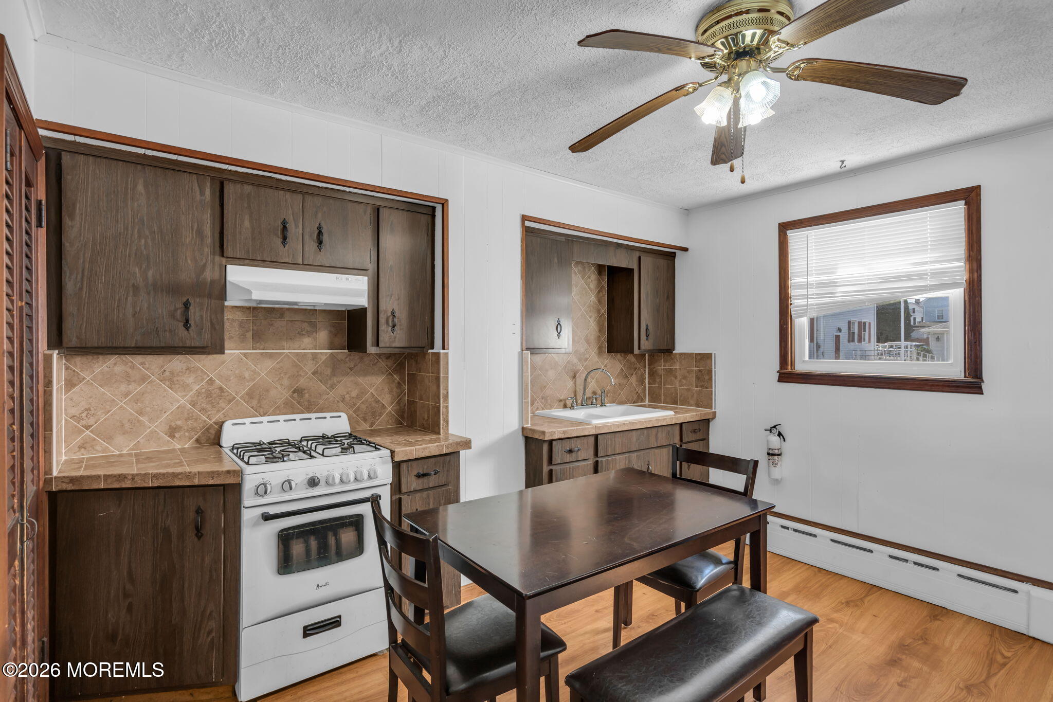 27 Thomas Street South River NJ 08882