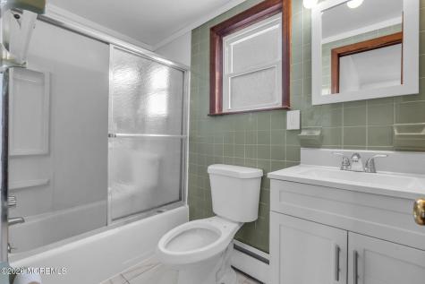 27 Thomas Street South River NJ 08882