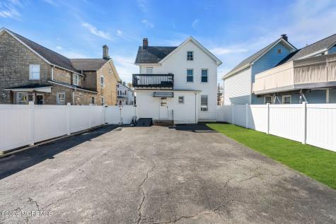 27 Thomas Street South River NJ 08882