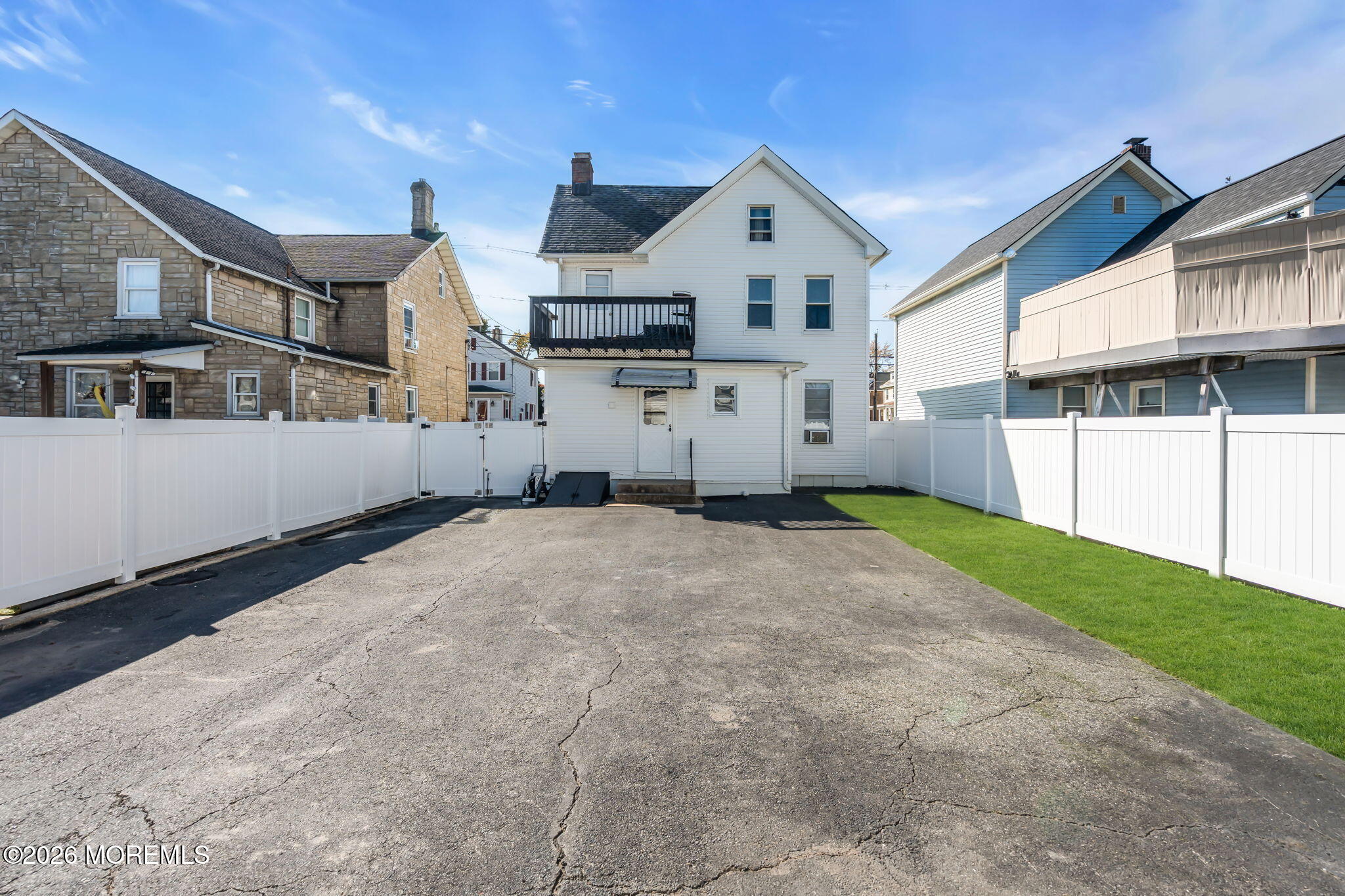27 Thomas Street South River NJ 08882