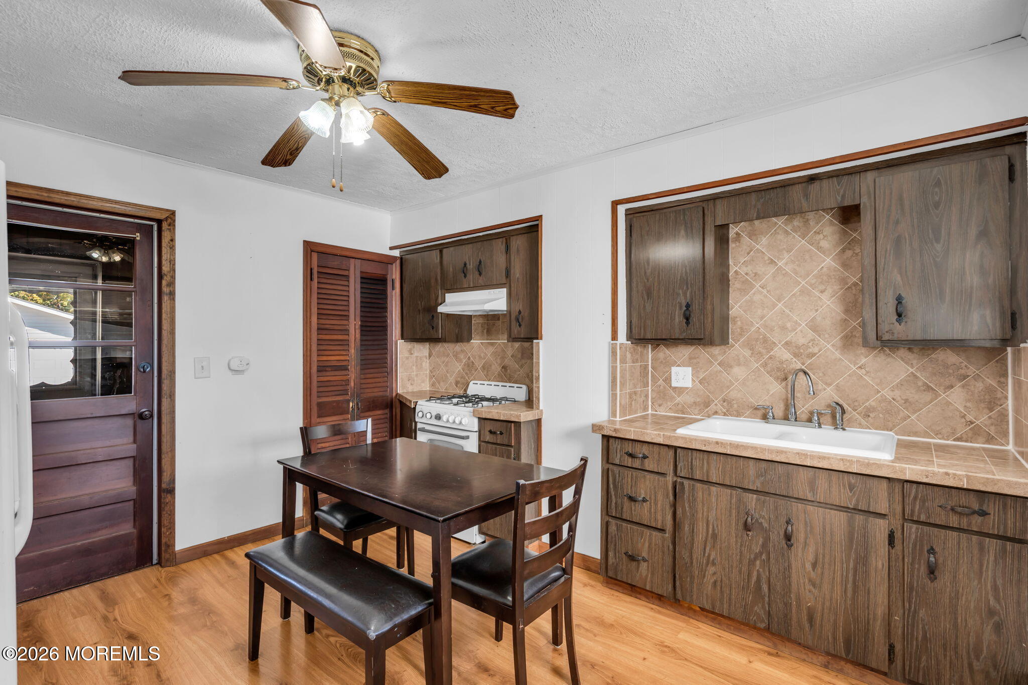 27 Thomas Street South River NJ 08882