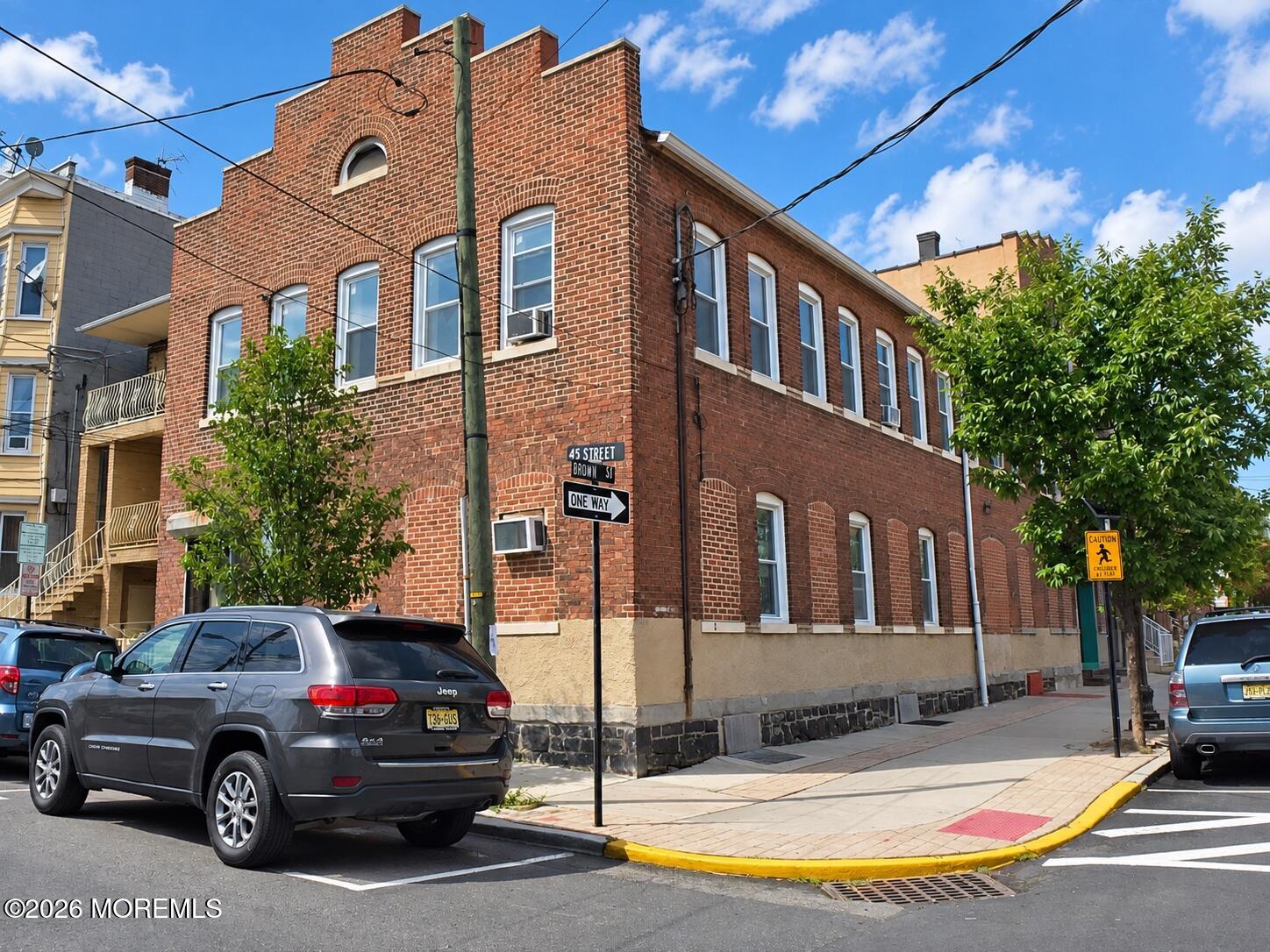 4501 Brown Street Union City NJ 07087
