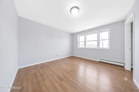 313 Livingston Street Elizabeth NJ 07206