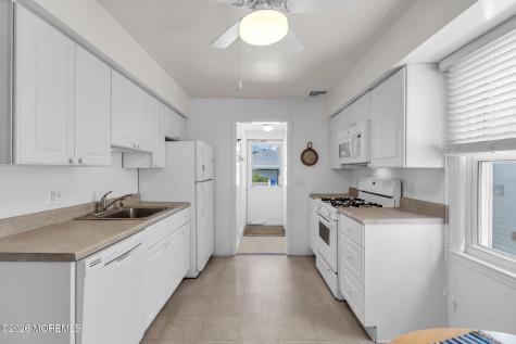 66 1/2 Ocean Avenue Manasquan NJ 08736