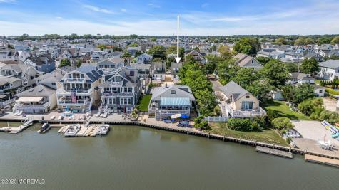 66 1/2 Ocean Avenue Manasquan NJ 08736
