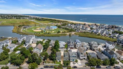 66 1/2 Ocean Avenue Manasquan NJ 08736