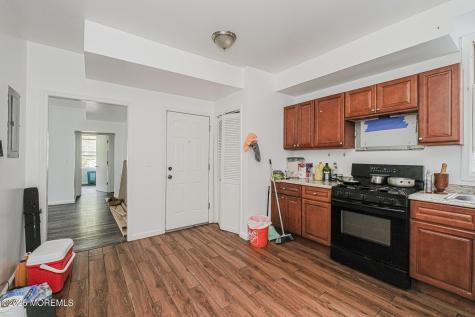 16 Alexander Street Newark NJ 07106