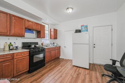 16 Alexander Street Newark NJ 07106