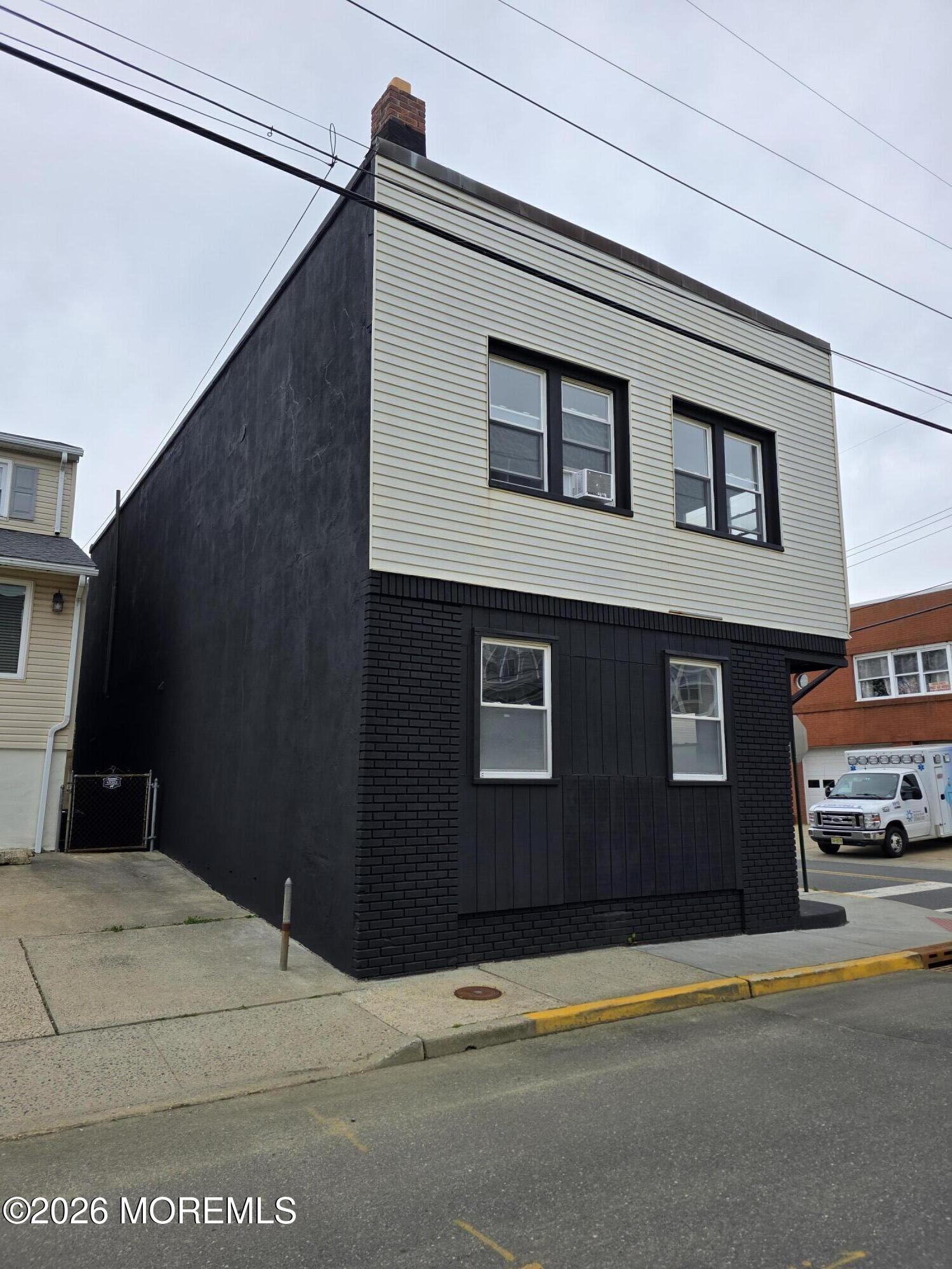 35 4th Street Highlands NJ 07732