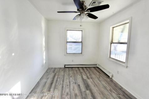 9 Kearney Street Keyport NJ 07735