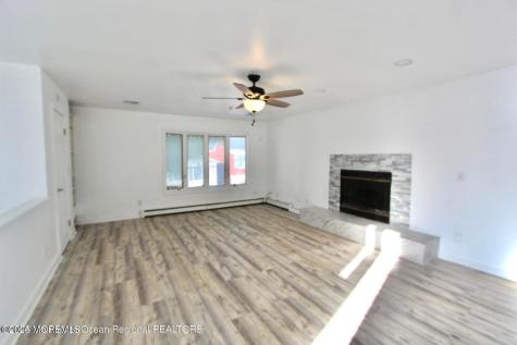 9 Kearney Street Keyport NJ 07735