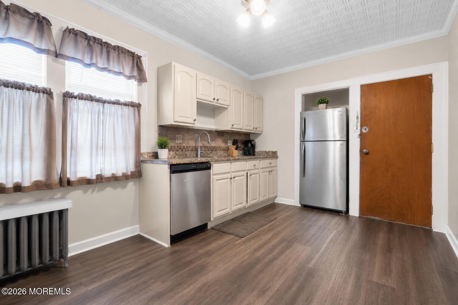 296-298 N Park Street East Orange NJ 07017