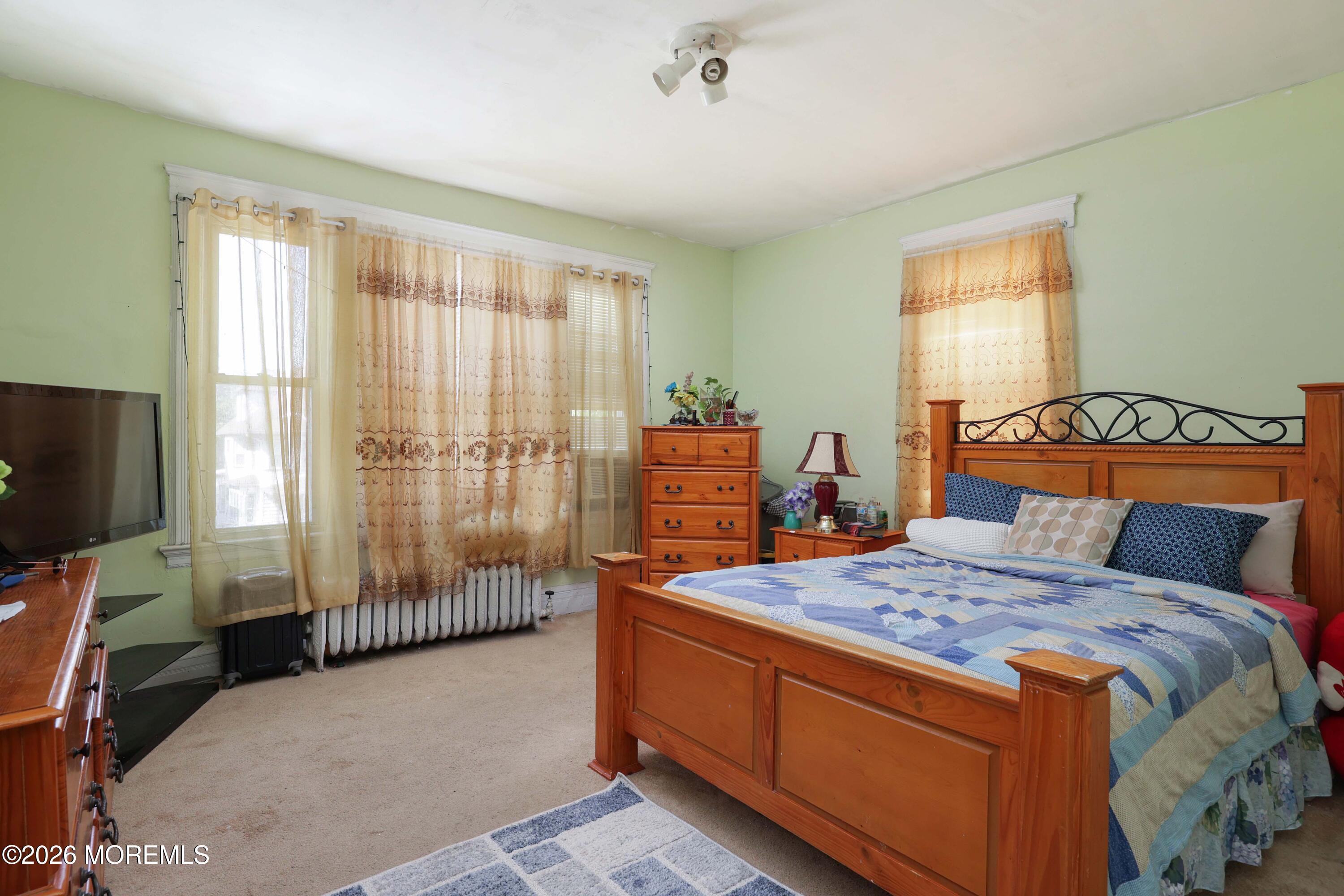 92 Chestnut Street East Orange NJ 07018