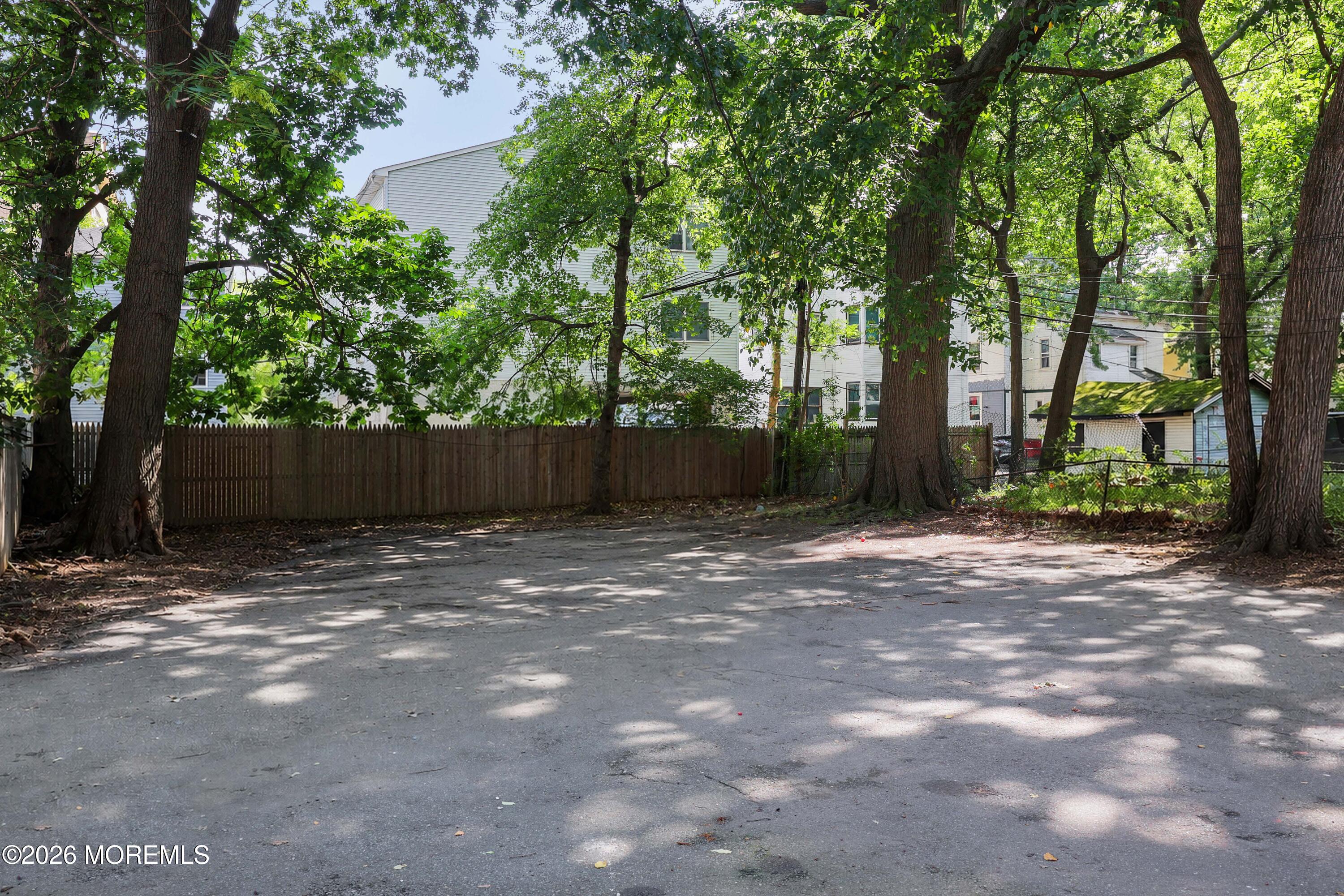 92 Chestnut Street East Orange NJ 07018