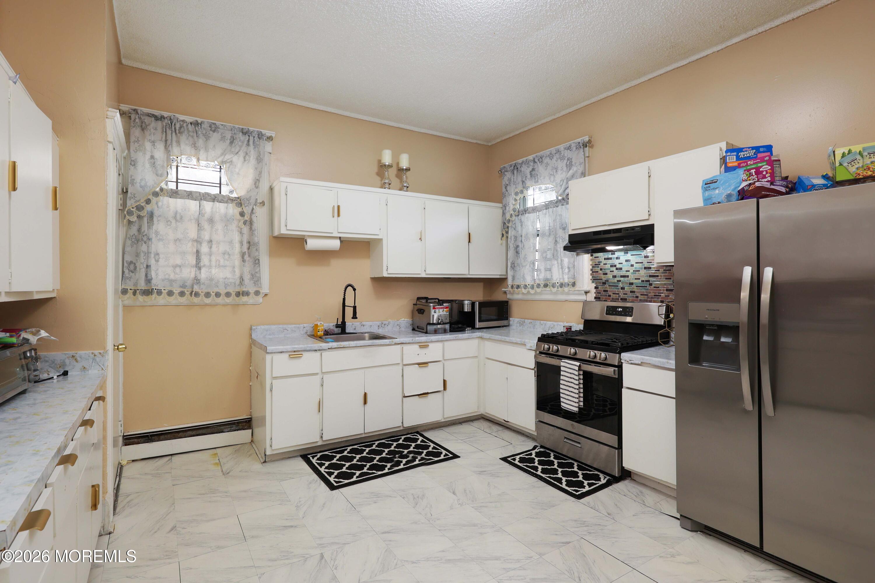 92 Chestnut Street East Orange NJ 07018