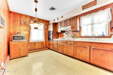 335 Maple Place Keyport NJ 07735