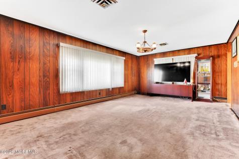 335 Maple Place Keyport NJ 07735