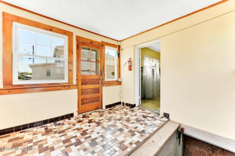 335 Maple Place Keyport NJ 07735