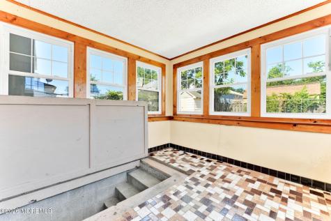 335 Maple Place Keyport NJ 07735