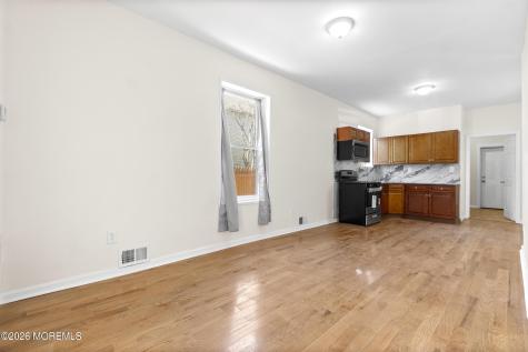 435 S 17th Street Newark NJ 07103