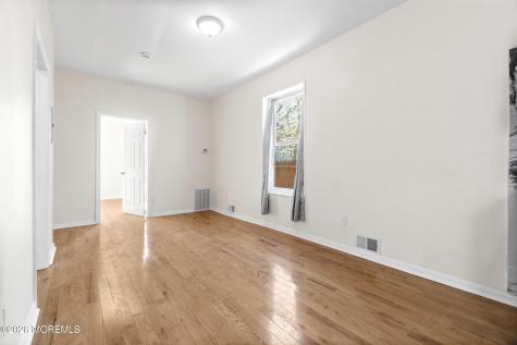 435 S 17th Street Newark NJ 07103