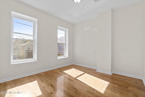 435 S 17th Street Newark NJ 07103