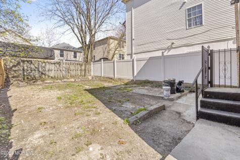 435 S 17th Street Newark NJ 07103