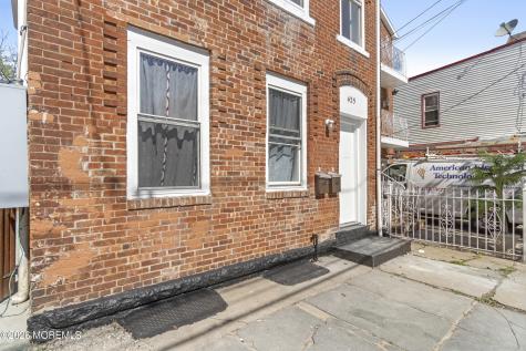 435 S 17th Street Newark NJ 07103