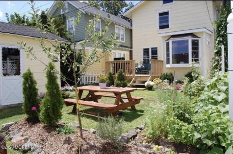 526 W End Avenue Avon-by-the-sea NJ 07717