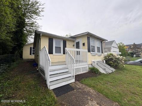 526 W End Avenue Avon-by-the-sea NJ 07717