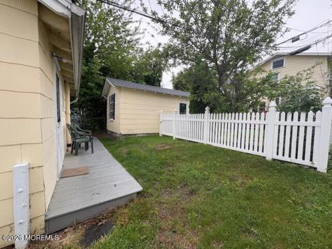 526 W End Avenue Avon-by-the-sea NJ 07717