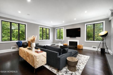 5 Grand Court Colts Neck NJ 07722