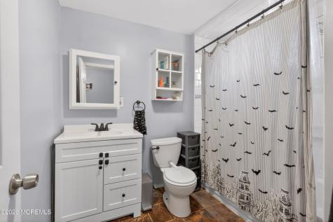 55 Pineview Avenue Keansburg NJ 07734