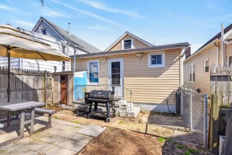 55 Pineview Avenue Keansburg NJ 07734