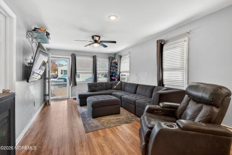 55 Pineview Avenue Keansburg NJ 07734