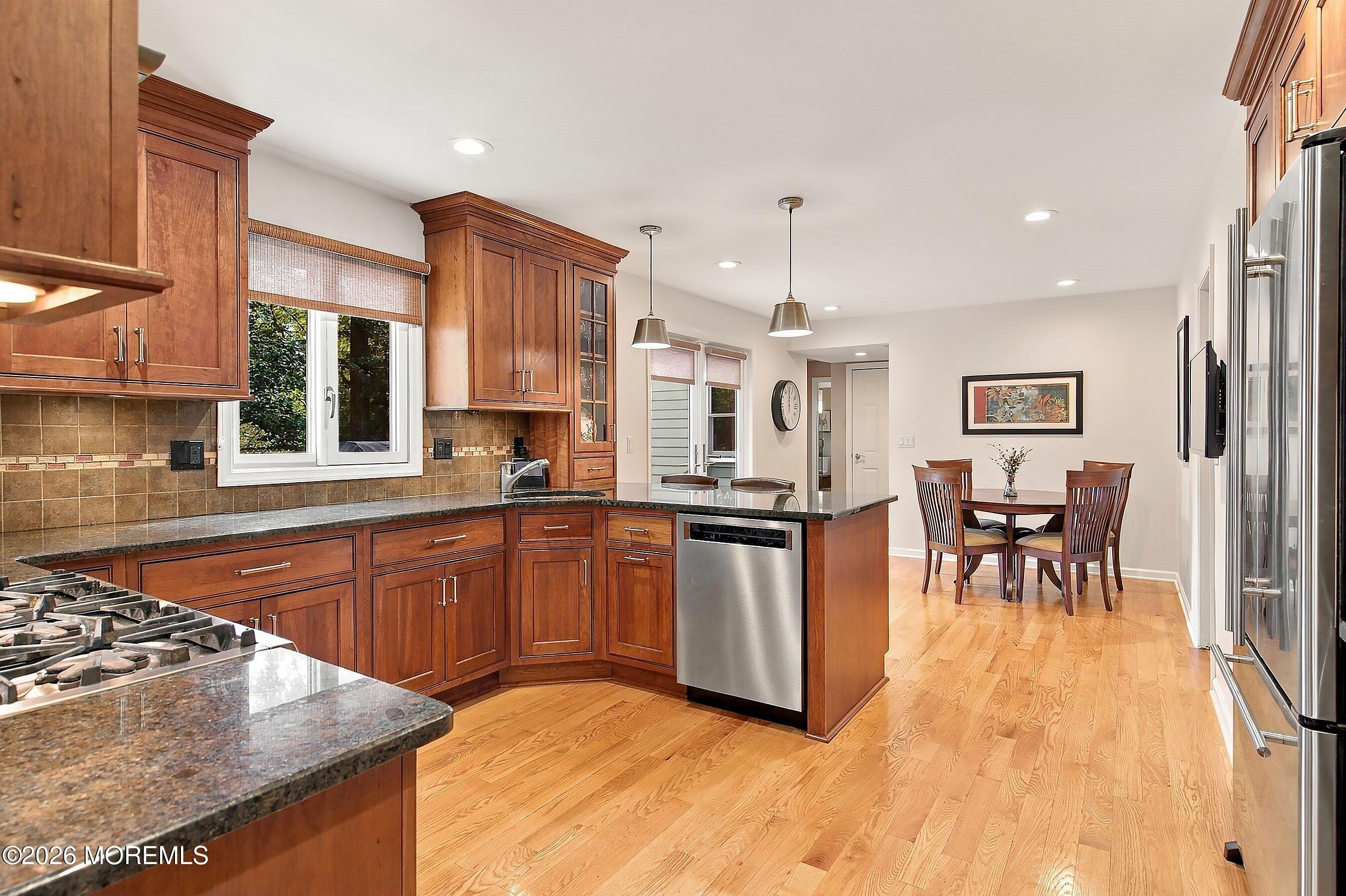 41 Hillyer Circle Middletown NJ 07748