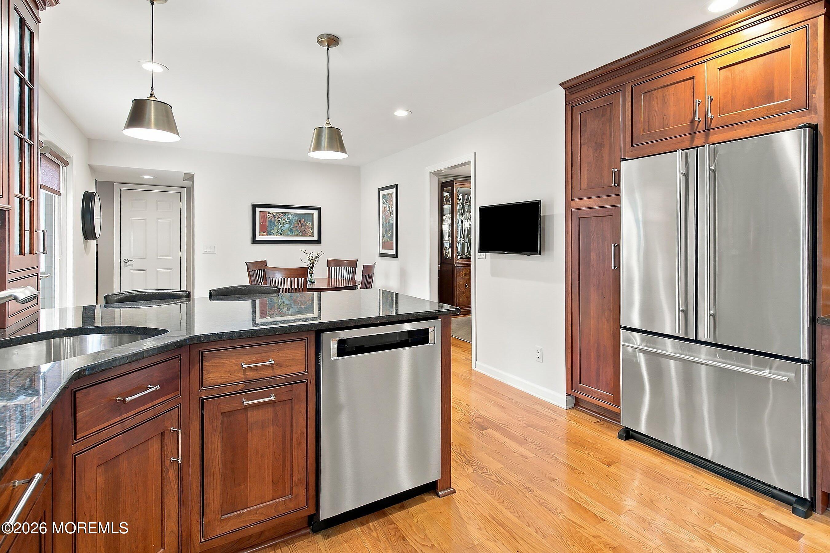 41 Hillyer Circle Middletown NJ 07748