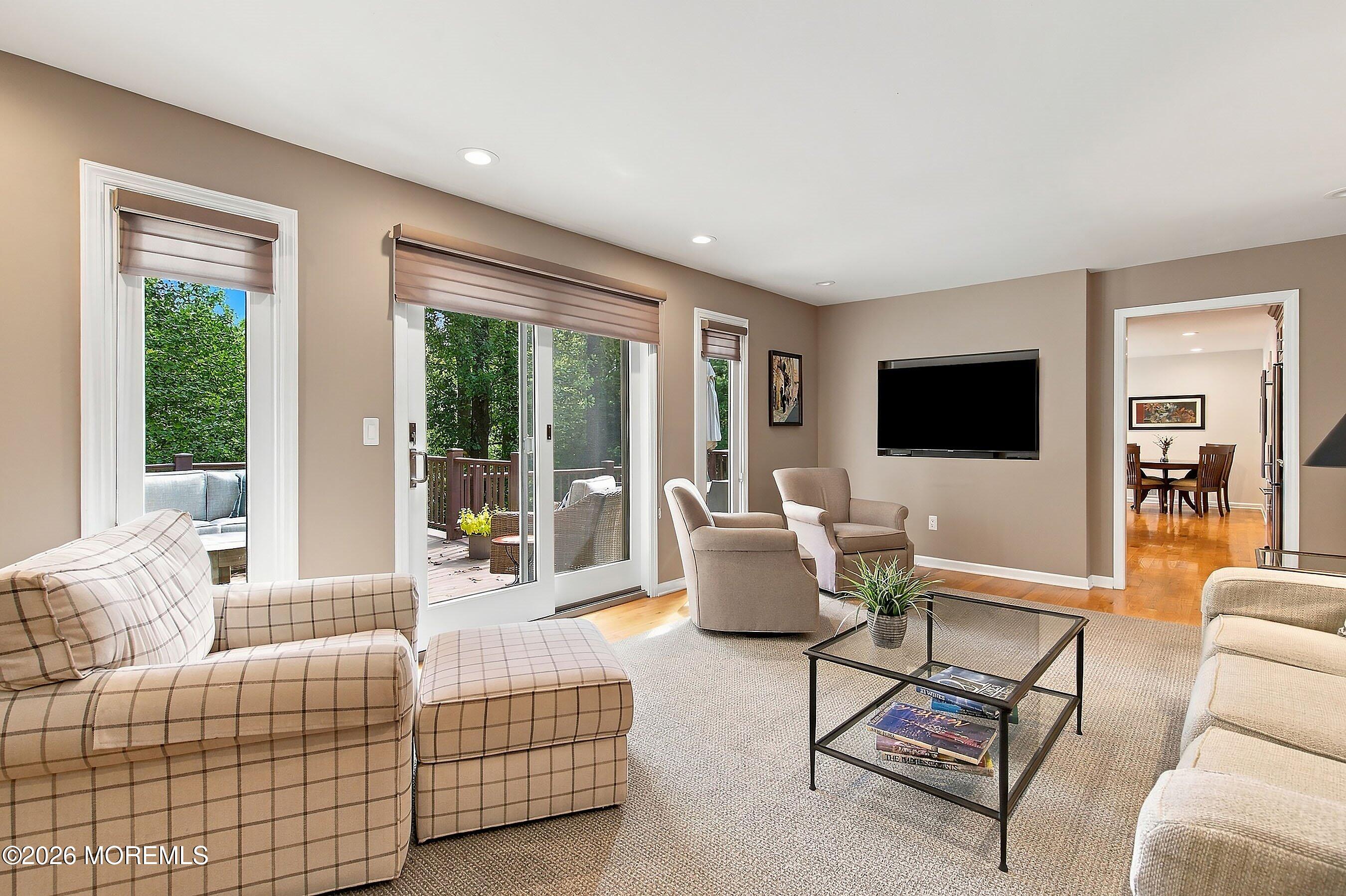 41 Hillyer Circle Middletown NJ 07748