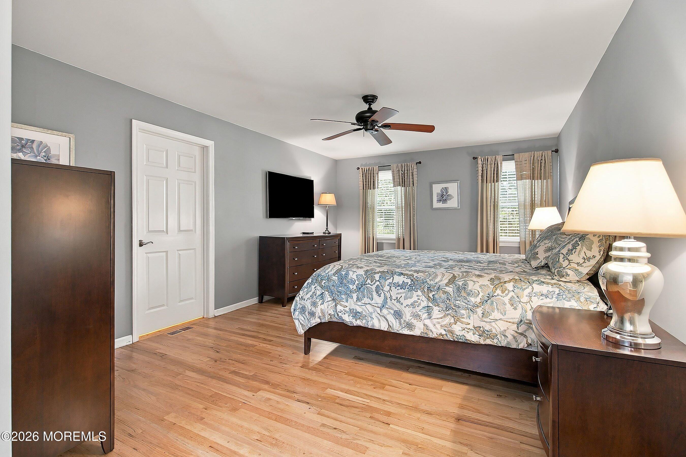 41 Hillyer Circle Middletown NJ 07748