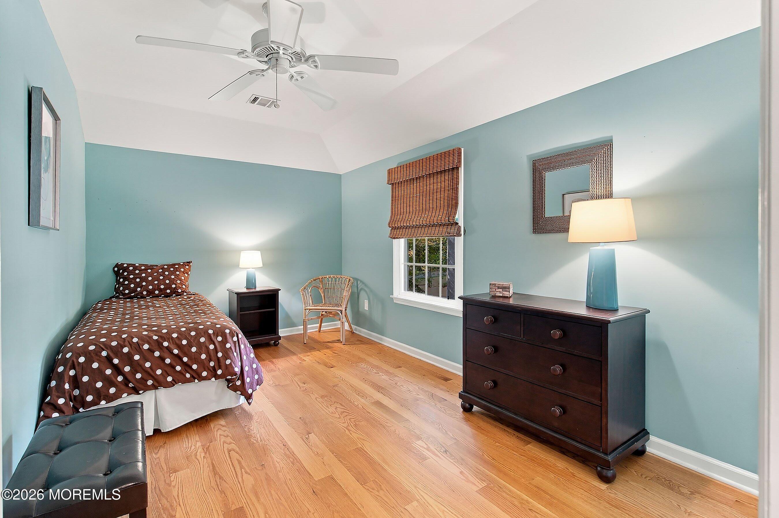 41 Hillyer Circle Middletown NJ 07748