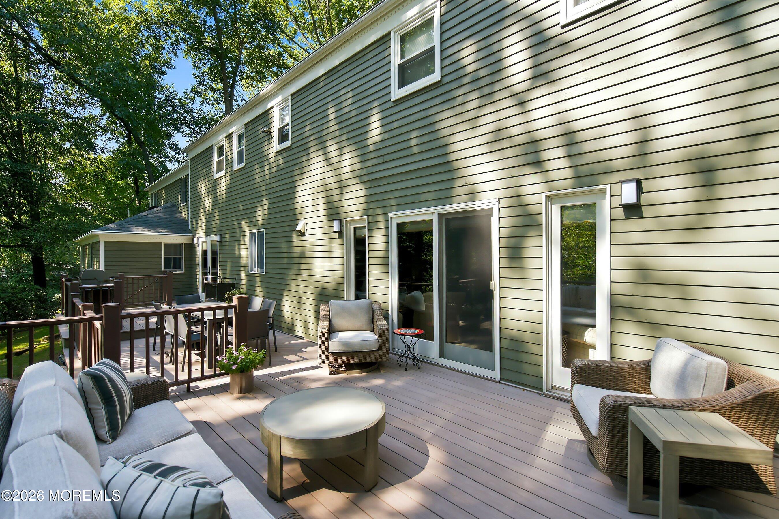 41 Hillyer Circle Middletown NJ 07748
